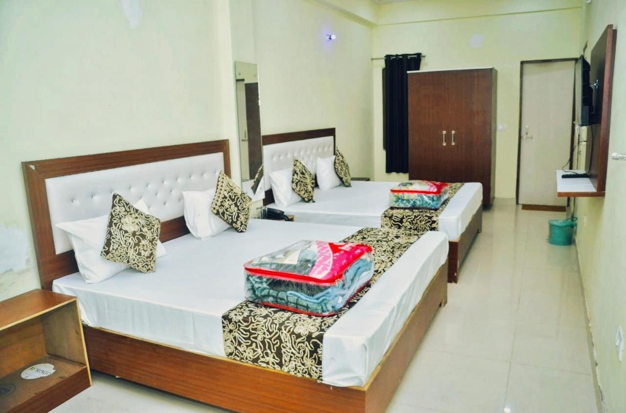 Awesome Home Stay Agra  Exteriör bild